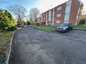 Photo 4- click for photo gallery